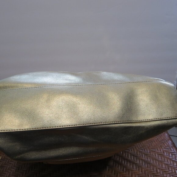 NWOT Avon Gold Tote With Wristlet Sequins 14½"x 15" x3" - Picture 11 of 11